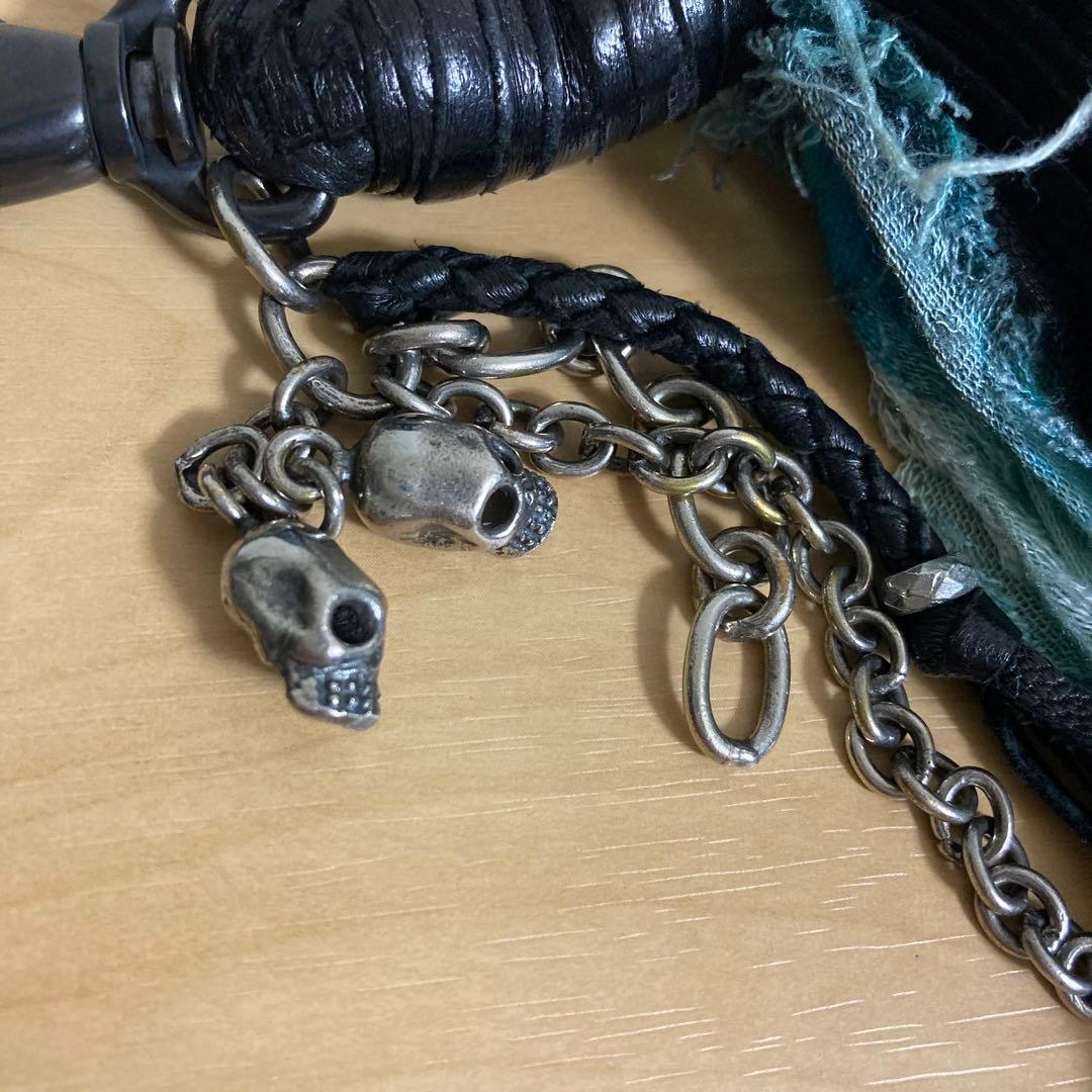 KMRii ケムリ フェザーフック キーホルダー