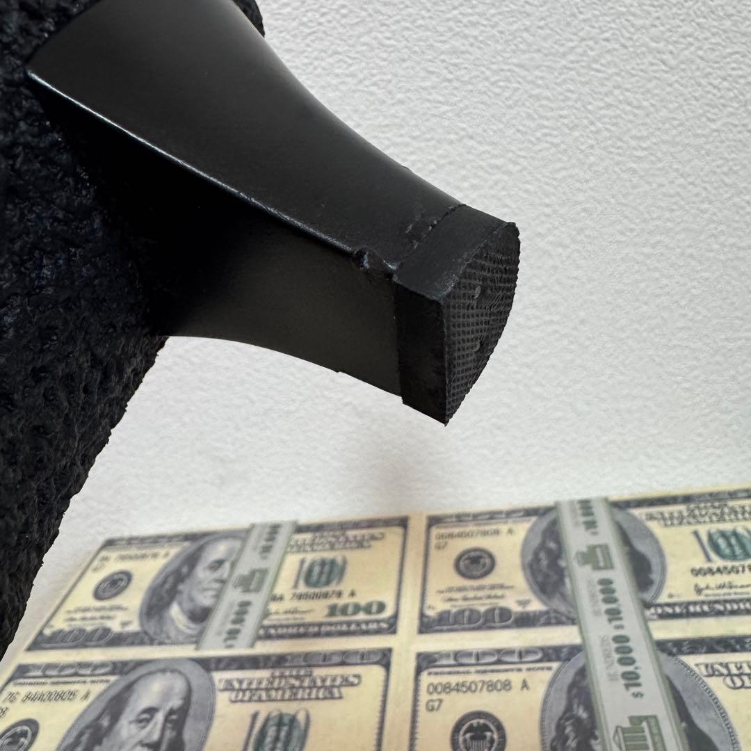 プラダ　PRADA 三角プレート　ミュール　スリッパ