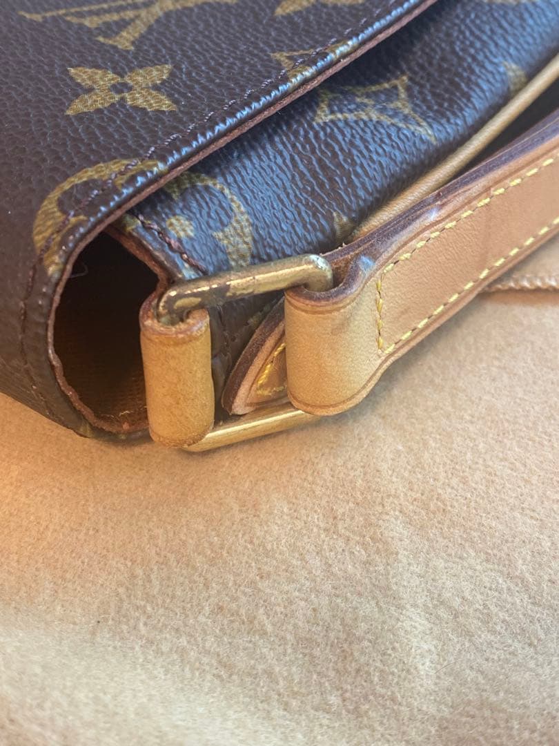 Louis Vuitton タンゴ