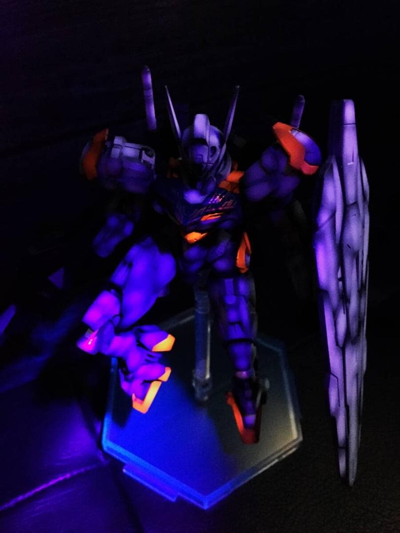 水星の魔女　HG 1/144 ガンダムルブリス　塗装完成品