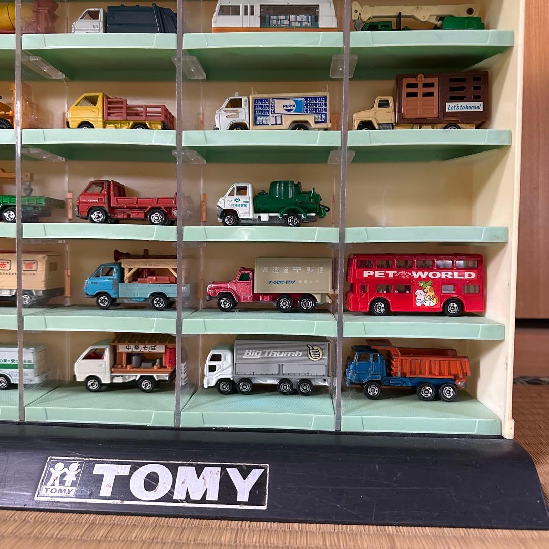 TOMICA店頭用ディスプレイショーケース+ミニカー42台セット コレクション