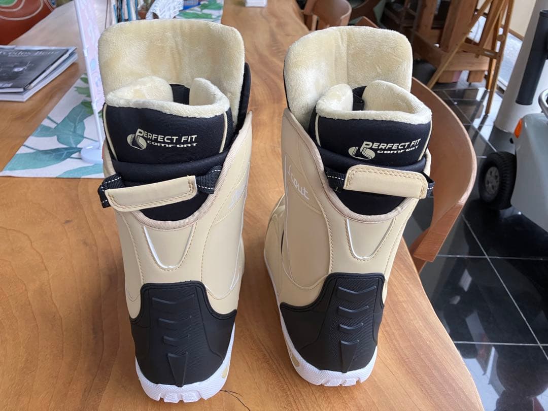女性用スノーボードブーツ PERFECT FIT