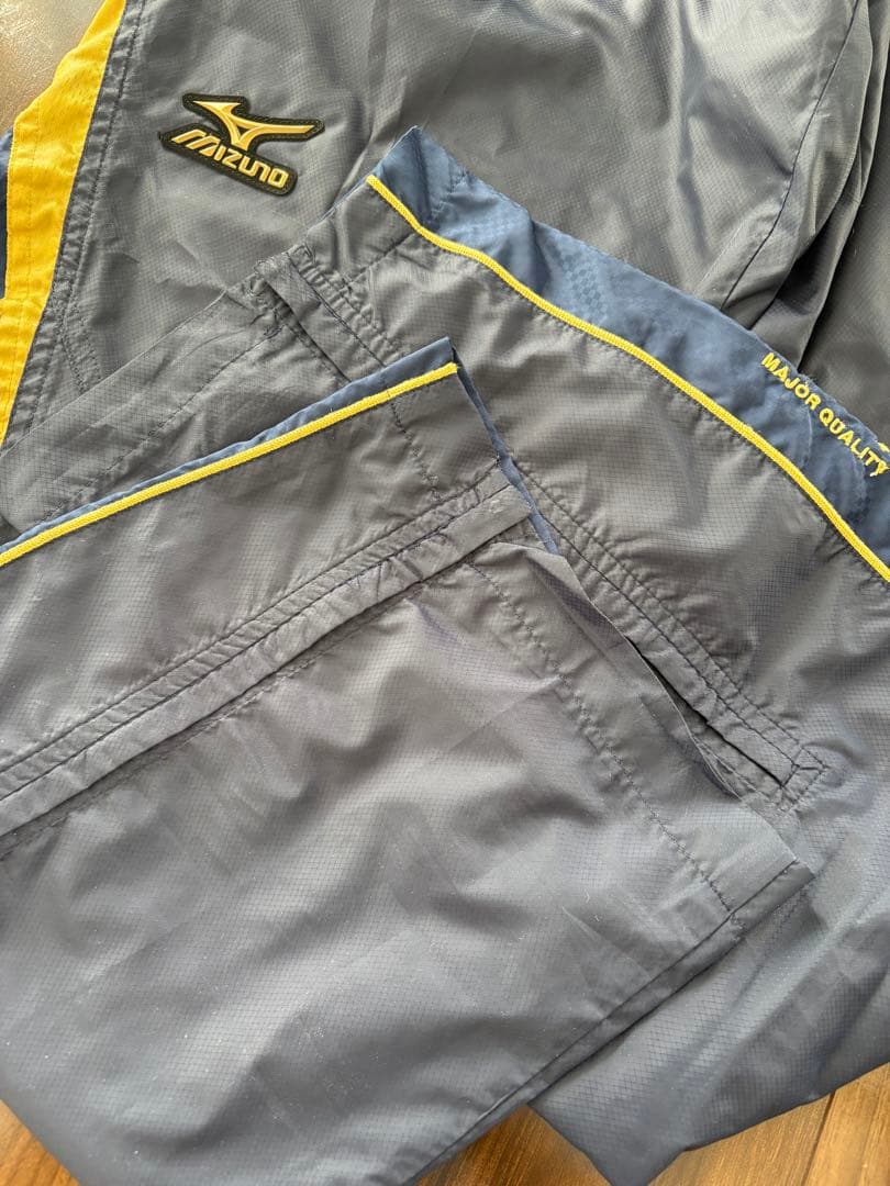 ミズノプロ　ウィンドブレーカー上下セット
