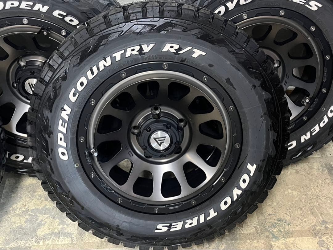 TOYO TIRES OPEN COUNTRY R/T 16インチ タイヤセット