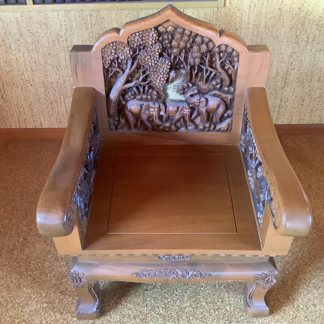 【重厚彫刻椅子】象の群れモチーフ　木製彫刻アームチェア 4脚セット 希少大型家具