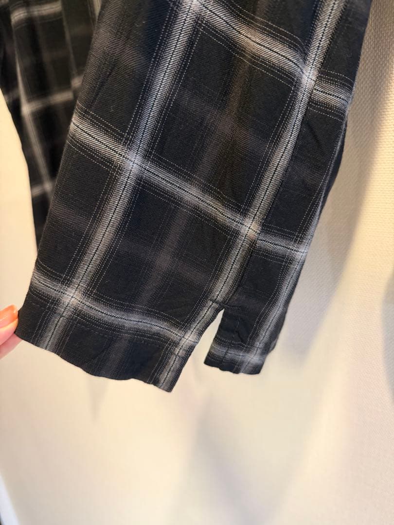 アパルトモン別注　REMI RELIEF CHECK 2 WAY SHIRT 黒