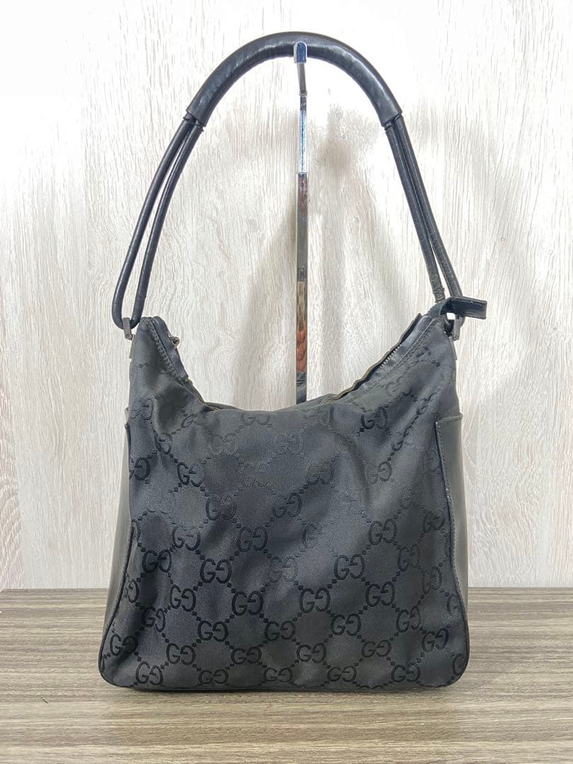 GUCCI トートバッグ GG柄　ナイロン　ブラック　手持ち　レザー