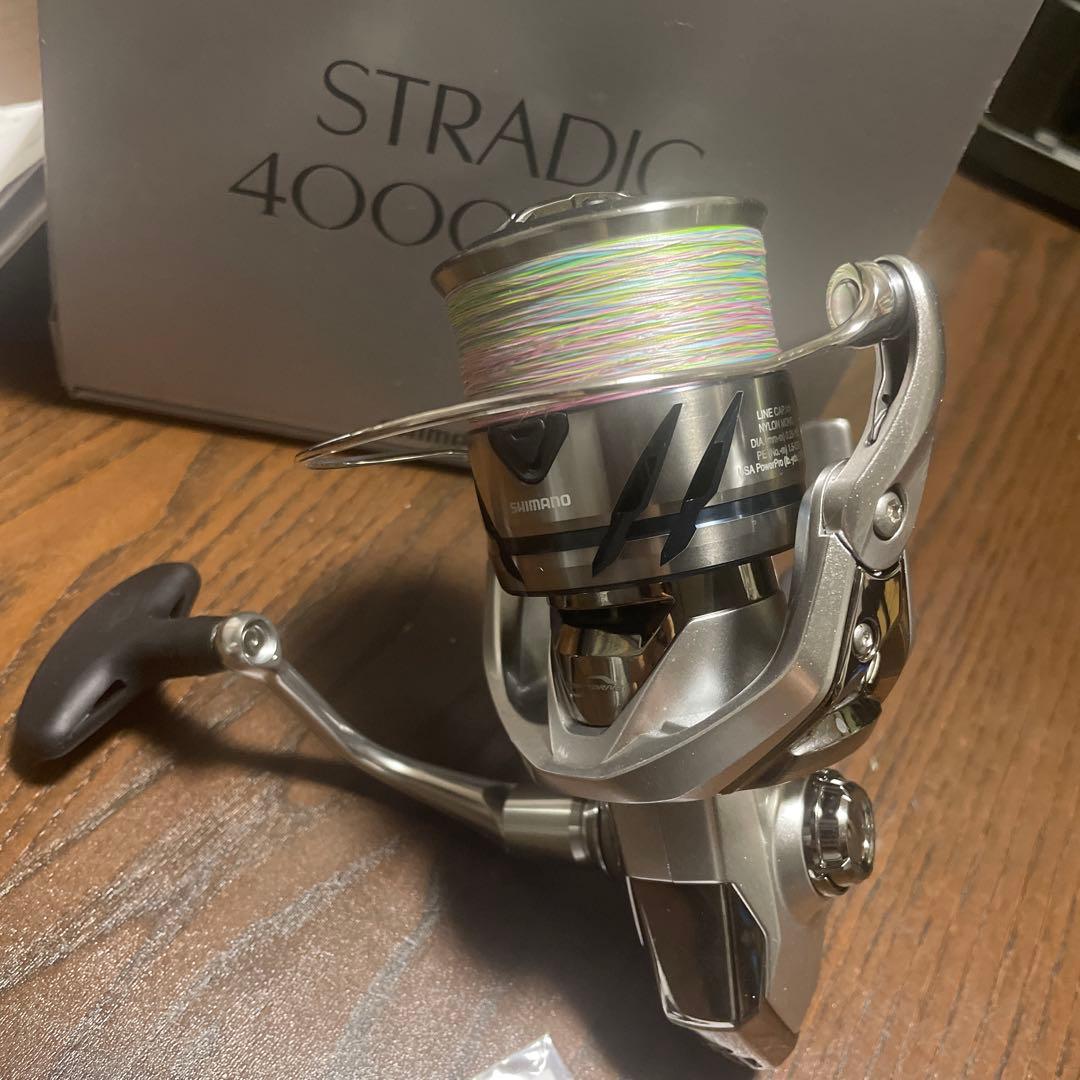 【美品】シマノ 23 ストラディック 4000MHG 【3連休限定値下げ】
