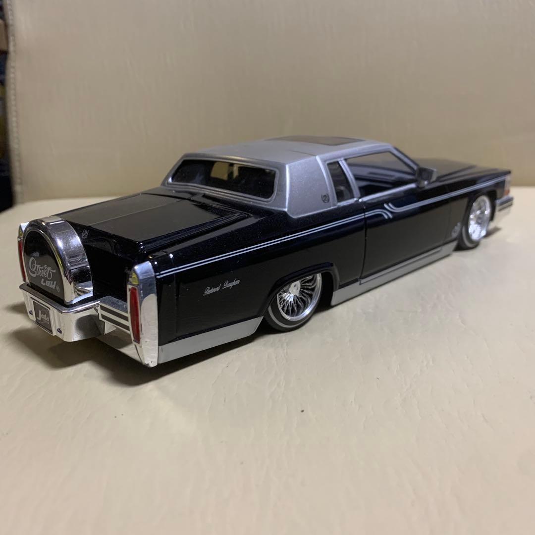jadatoys キャデラックブロアム85年　ローライダー