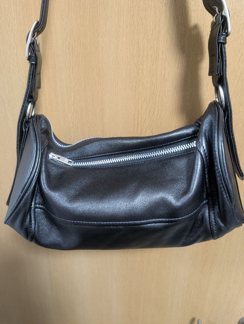 最終値下げ！beautifulpeople ラムレザーライダースシリンダーバッグ