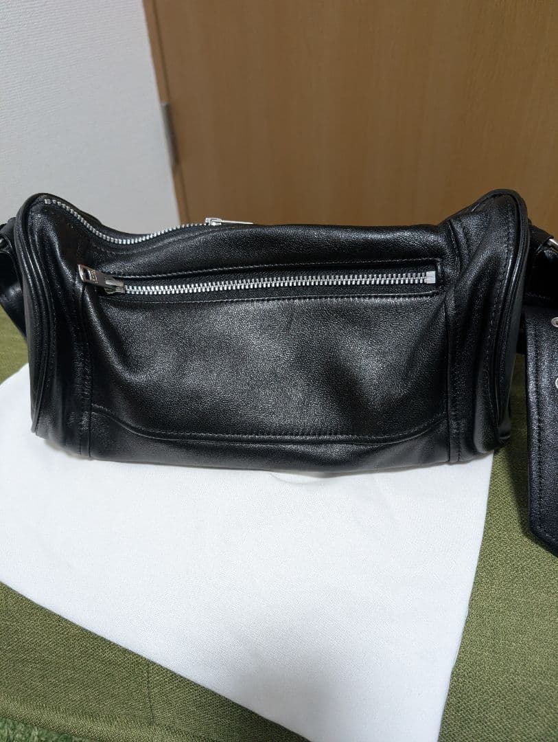 最終値下げ！beautifulpeople ラムレザーライダースシリンダーバッグ