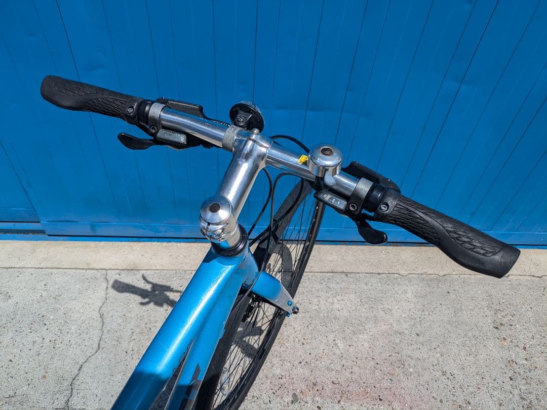 GIANT　ESCAPE 　DISC　クロスバイク　中古　自転車　名古屋配送無料