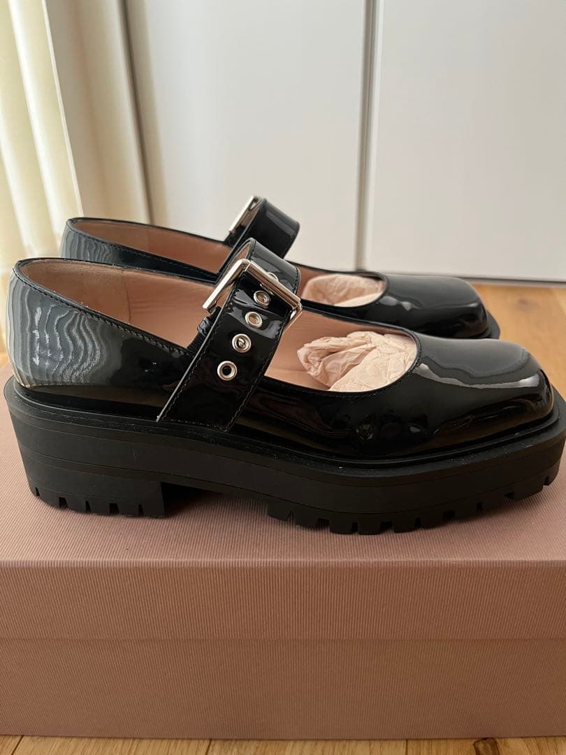 Gianvito Rossi ブラックローファー 厚底