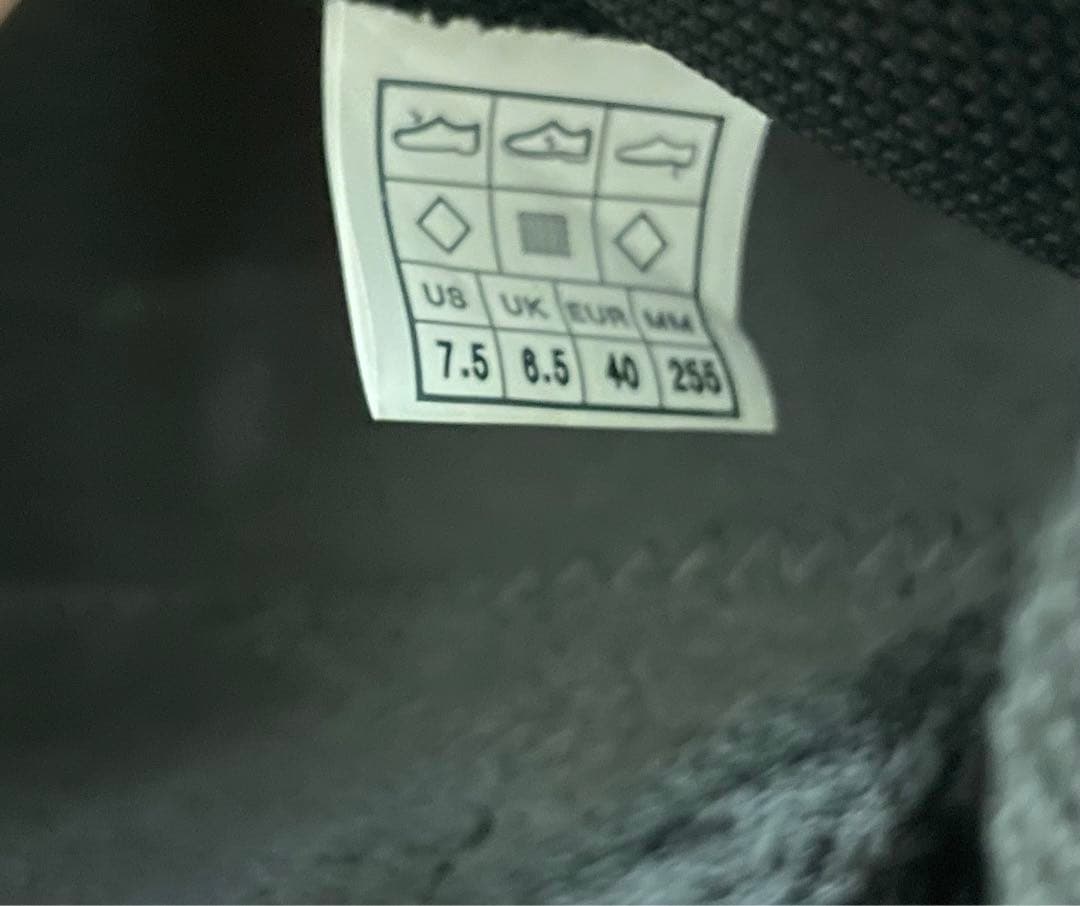 クライミングシューズ evolv 大幅値下げ！