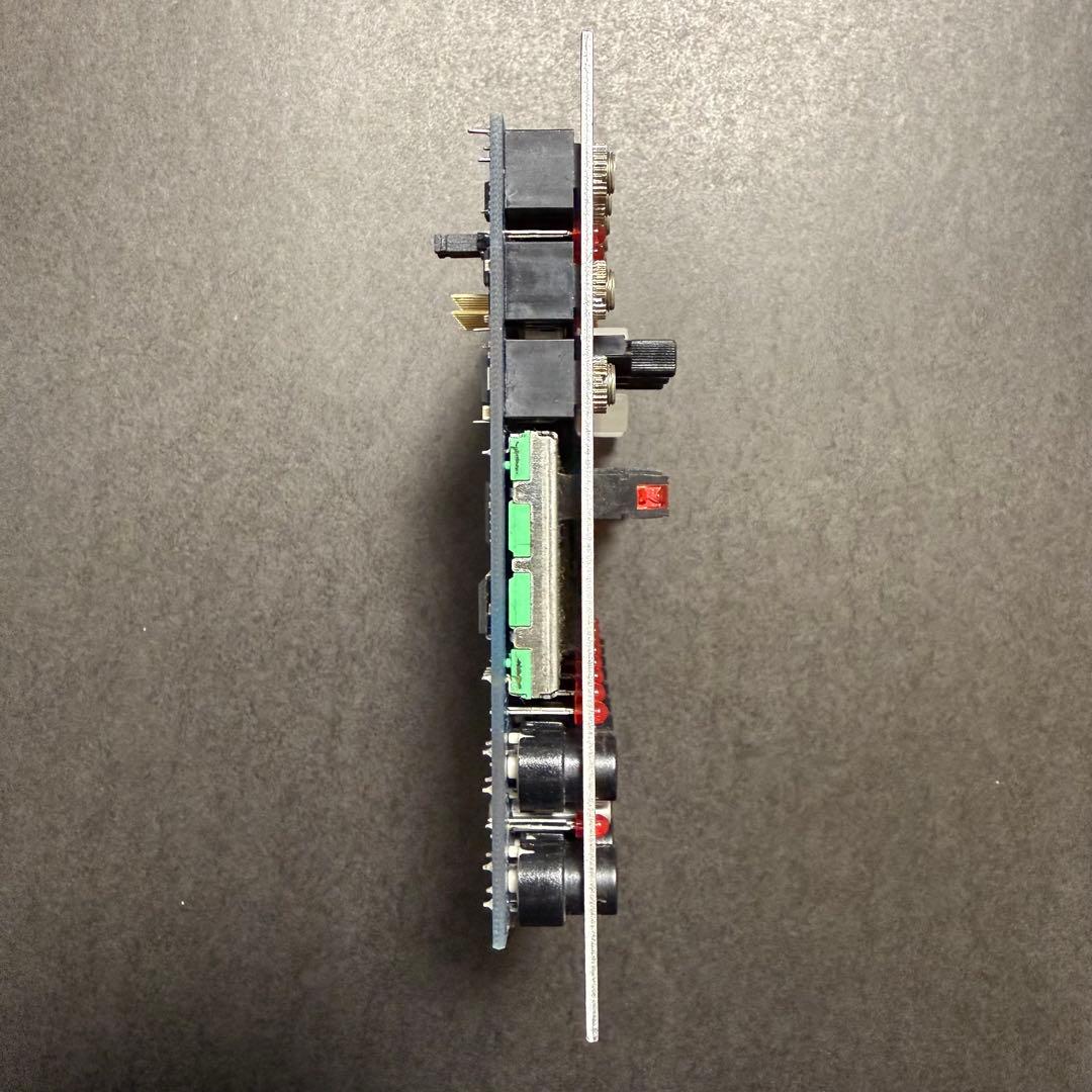 鍵盤楽器 Malekko Heavy Industry Voltage Block