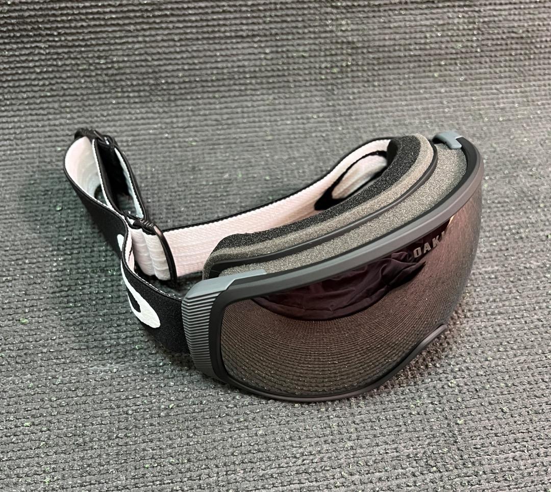 OAKLEY　FLIGHT TRACKER M【OO7105-59】新品正規品