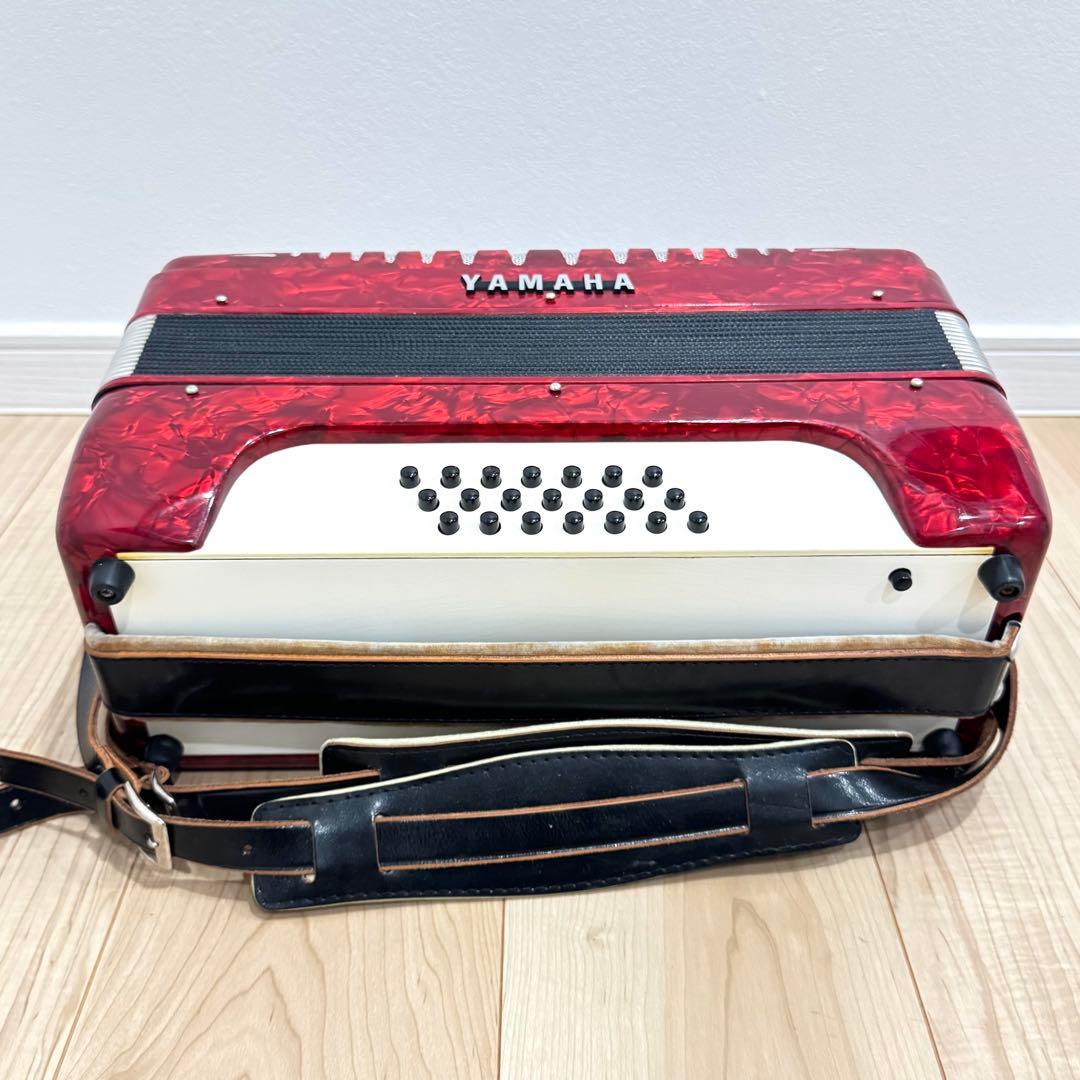【廃盤】　YAMAHA ヤマハ　アコーディオン　YA-21 32鍵盤　21ベース