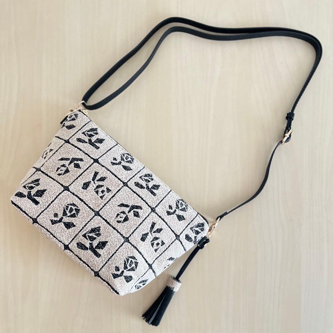 ミナペルホネン Lulu beigeショルダーバッグMB508-241