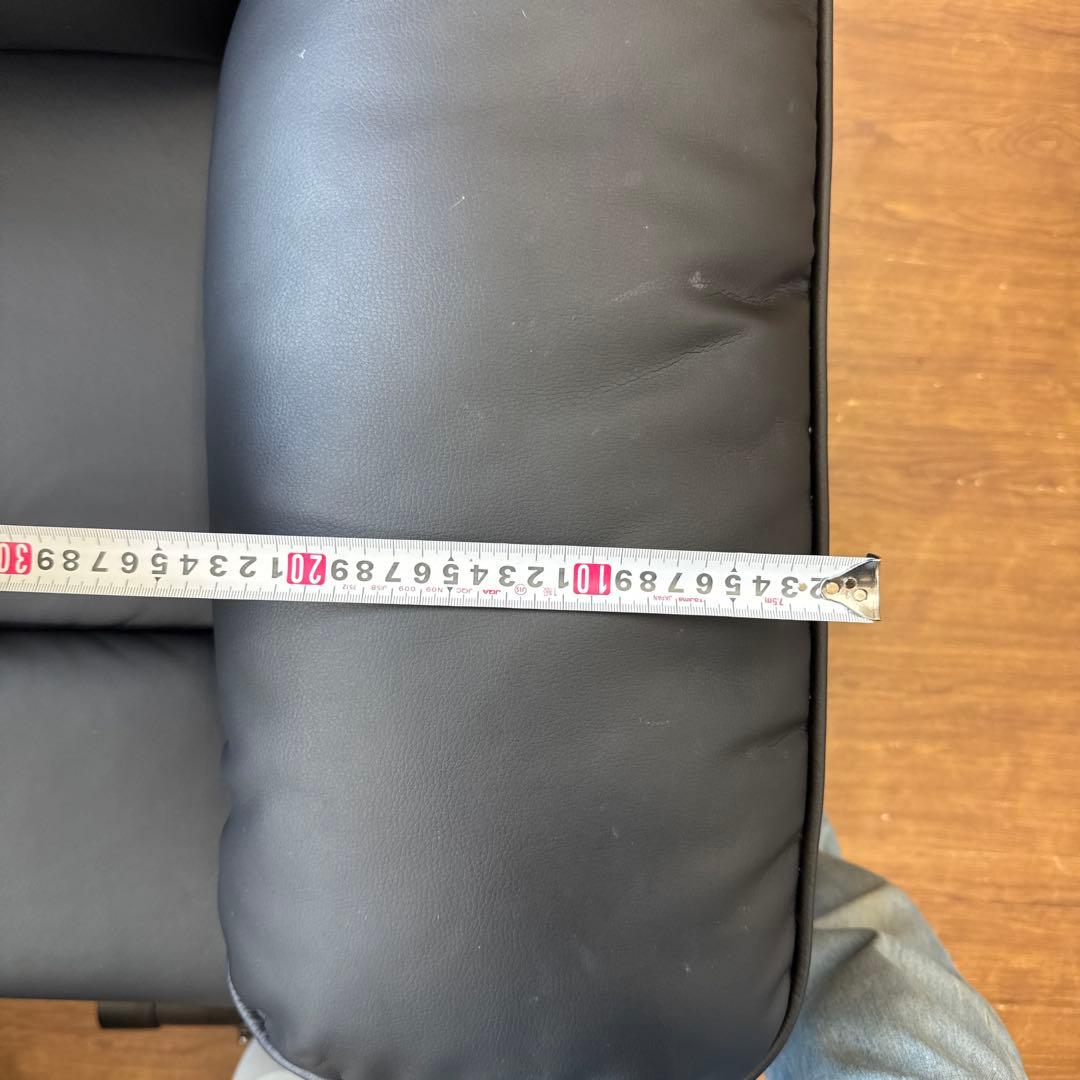 美品　電動リクライニング　合皮　ゆったり一人がけ　レザー　送料無料