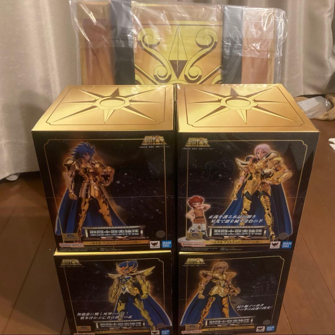 聖闘士聖衣神話EX 黄金聖闘士リバイバル版 4体セット 新品未開封　リュック付き