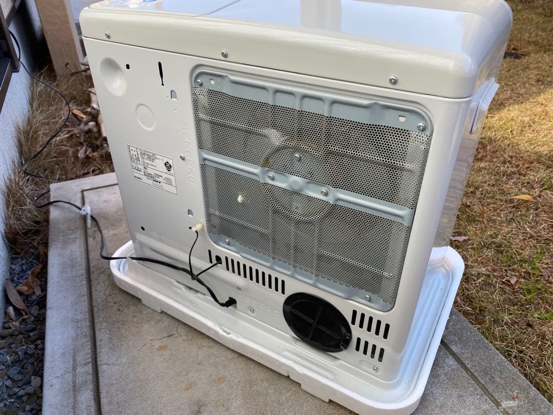 CORONA 石油ファンヒーター　木造15畳　コンクリート20畳