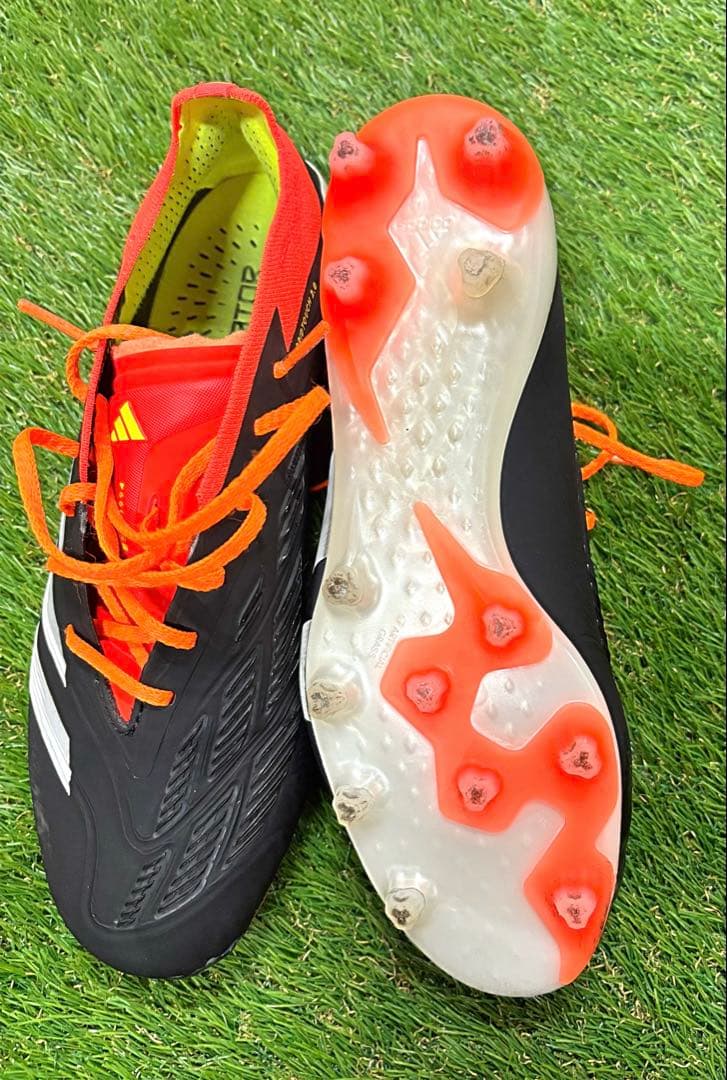 adidas PREDATOR AGソール