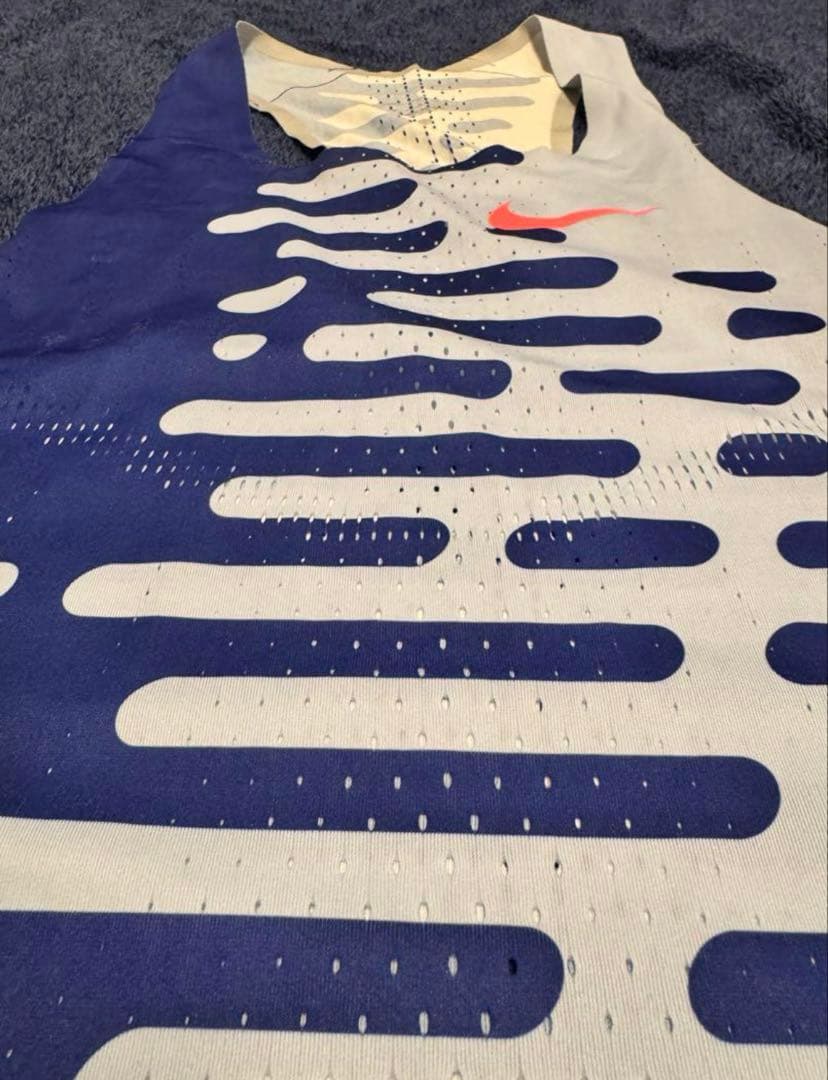 ナイキ シングレット エアロスイフト 2023