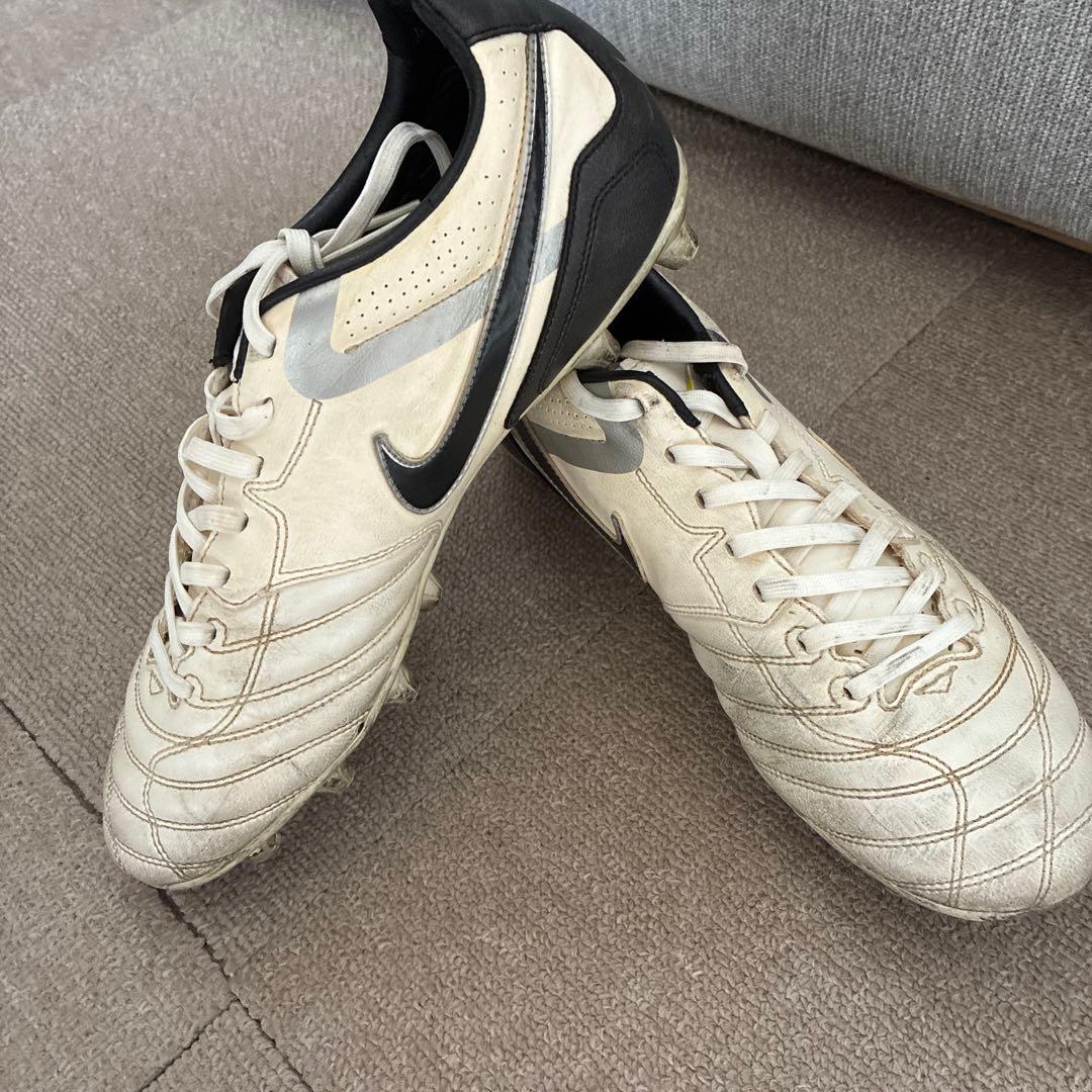 ナイキ ティエンポリゲラ3 26.0cm