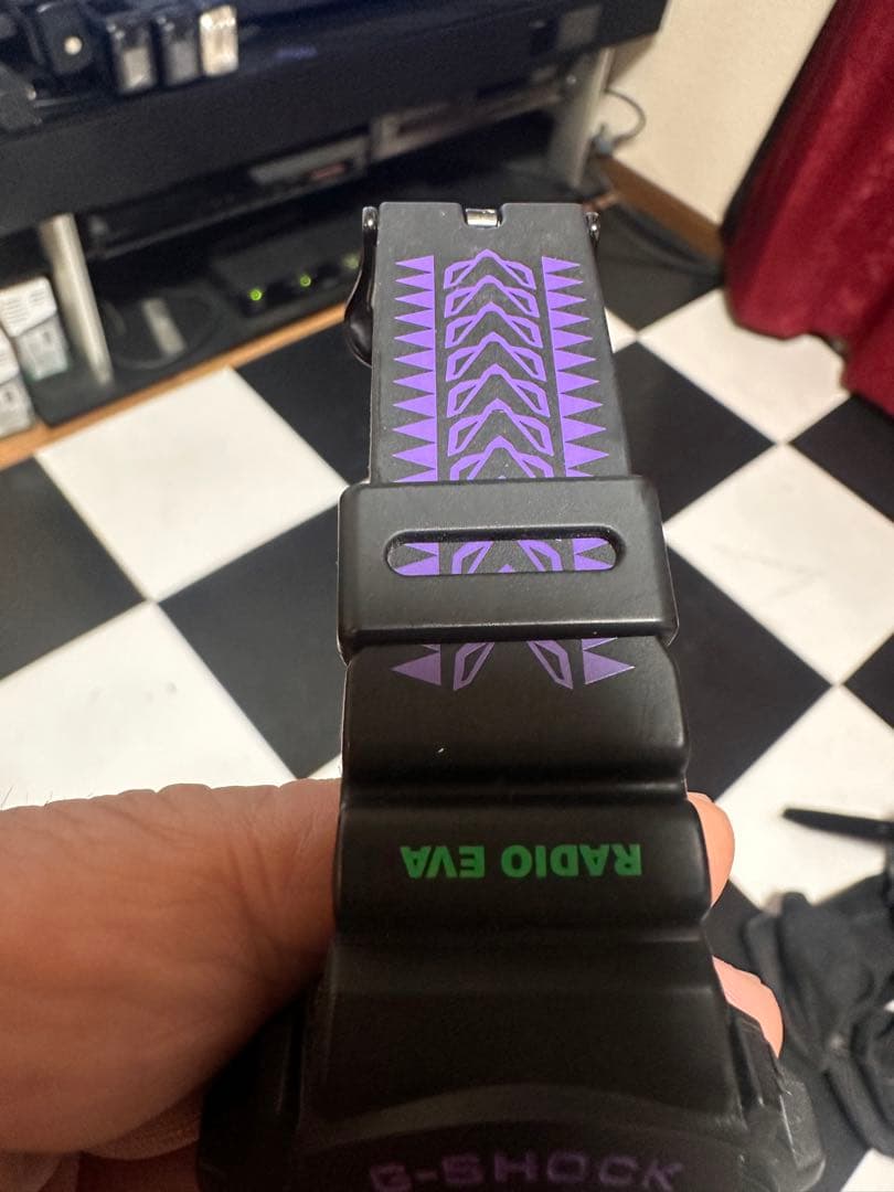 美品G-SHOCK エヴァンゲリオン初号機モデル DW-6900FS 箱なし