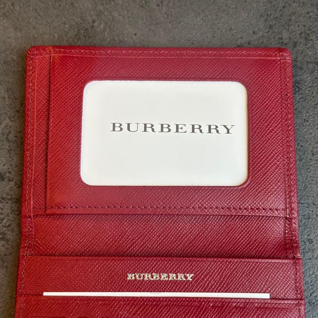 未使用✨BURBERRY エンボス加工　チェック　名刺入れ　カード　パスケース