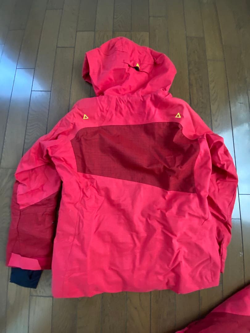 11月まで★送料込★ phenix スキーウェア上下セット　ピンク