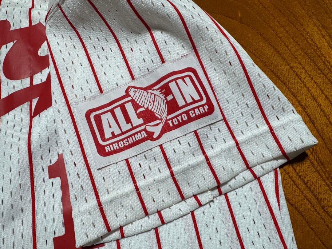 未使用 広島カープ 前田 智徳 背番号1 旧 ユニフォーム Mサイズ