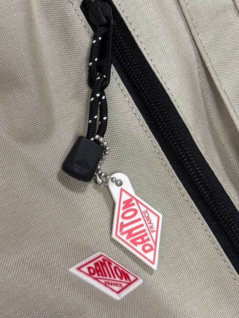 ダントン　コーデュラキャンバスワンショルダーバッグ　オイスターホワイト