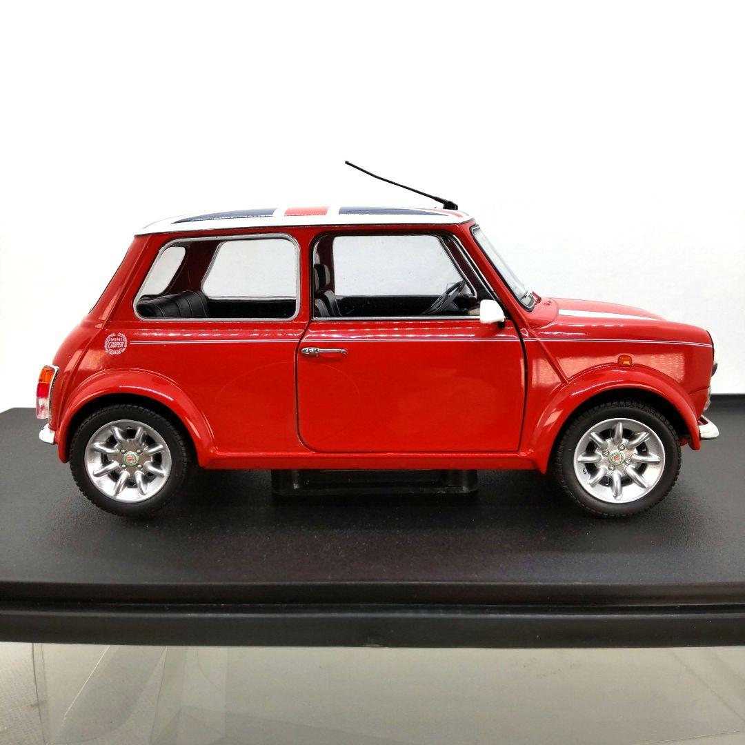 ソリド 1/18 MINI COOPER 1.3i ユニオンジャック