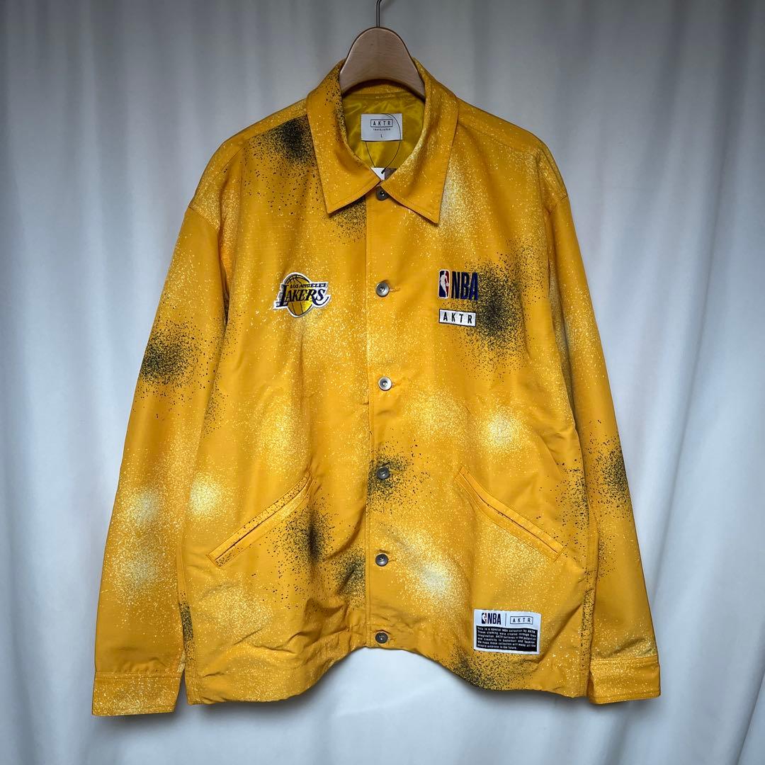 新品 NBA LAKERS × AKTR コーチジャケット イエローL