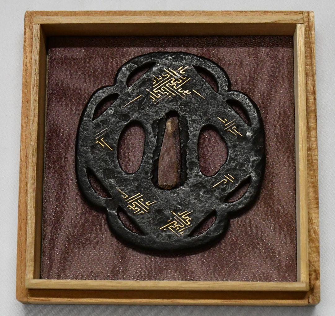 時代物　日本刀鐔　肥後銀象嵌　木瓜鍔