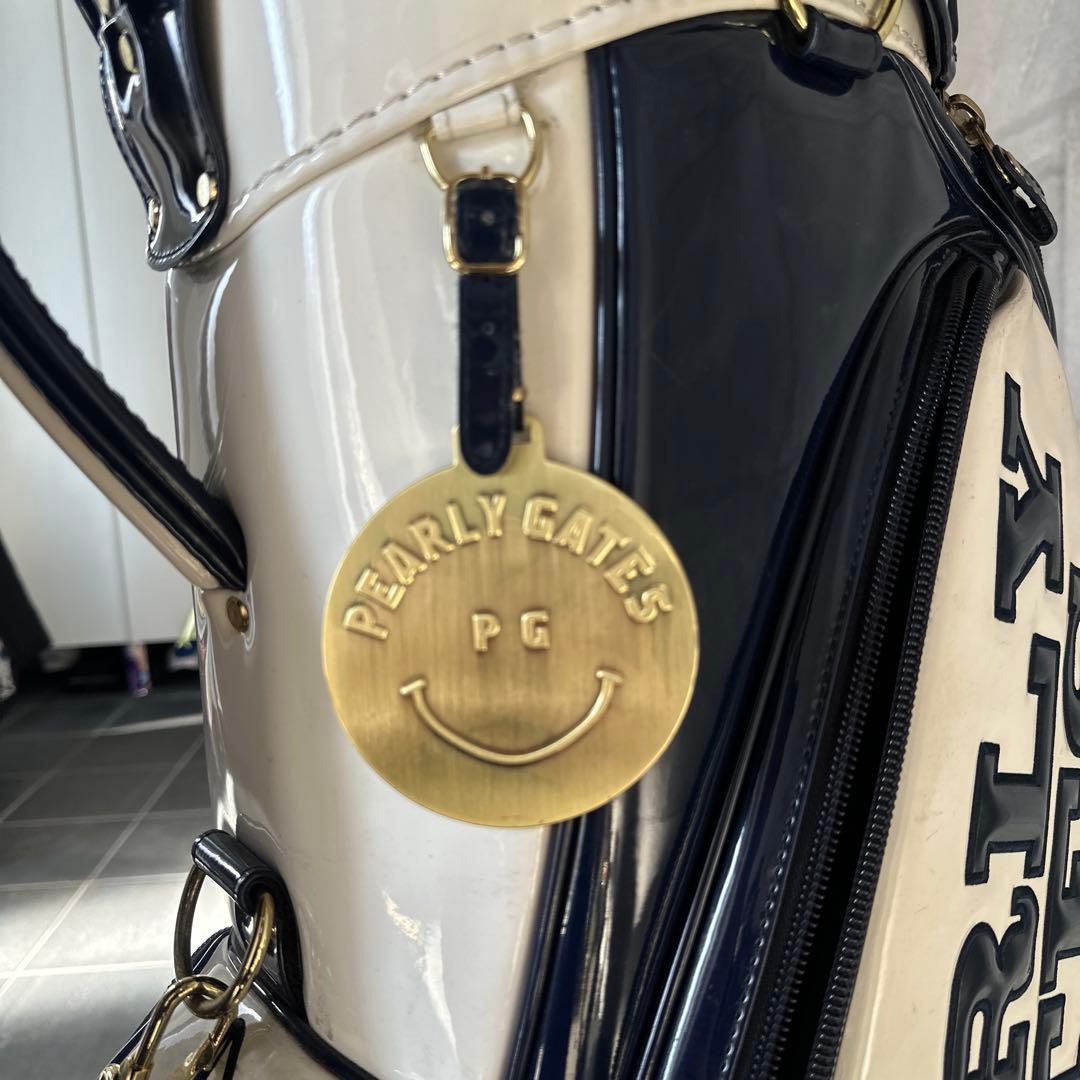 PEARLY GATES エナメルキャディバッグ