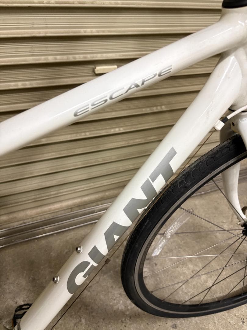 GIANT ジャイアント ESCAPE R3 クロスバイク XSサイズ ホワイト