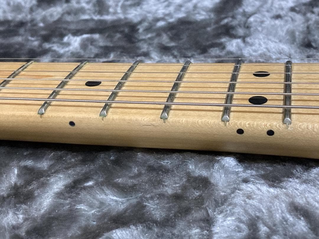Fender American Professional Stratoメンテ済み