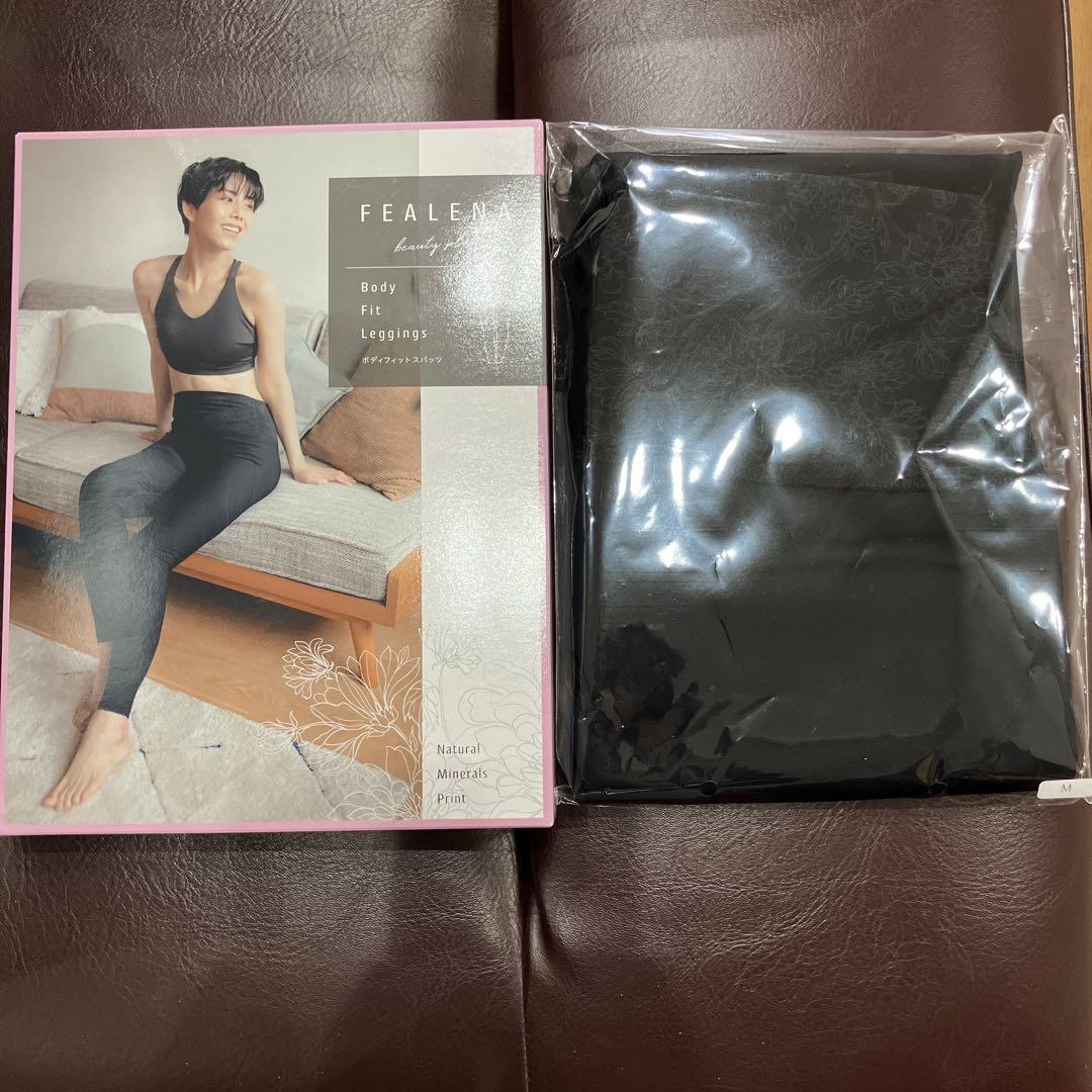 FEALEA ボディーフィットスパッツMサイズ ブラック