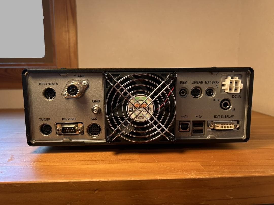 YAESU FTDX10 トランシーバー