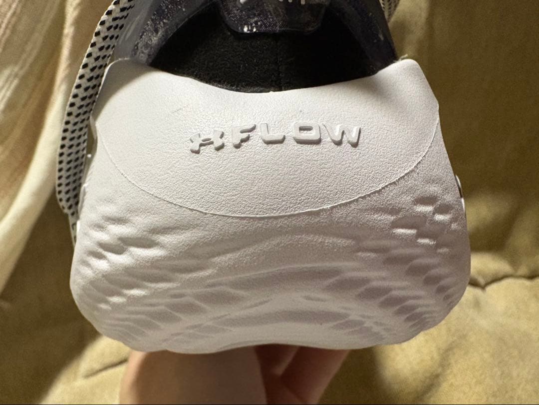 CURRY バスケットボールシューズ ホワイト/ブラック