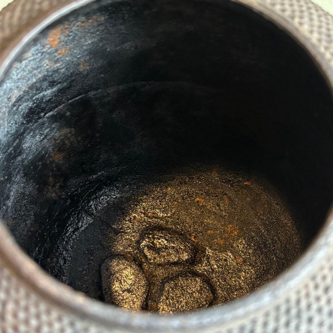 鉄製風炉釜 唐銅蓋 霰文 茶道具 茶釜 風炉用