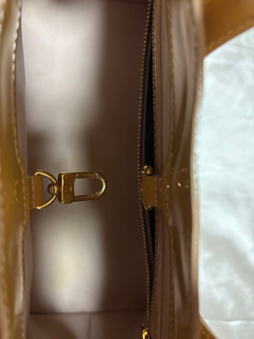 Louis Vuitton ベージュ　 ヴェルニ　ハンドバッグ