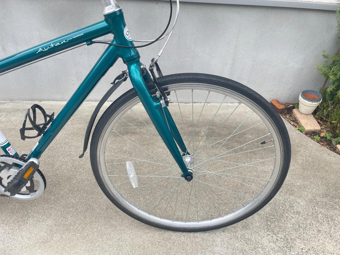 ★購入後２年クロスバイク　一部アルミ製軽いフレーム 8多段ギア OSCサイクル製