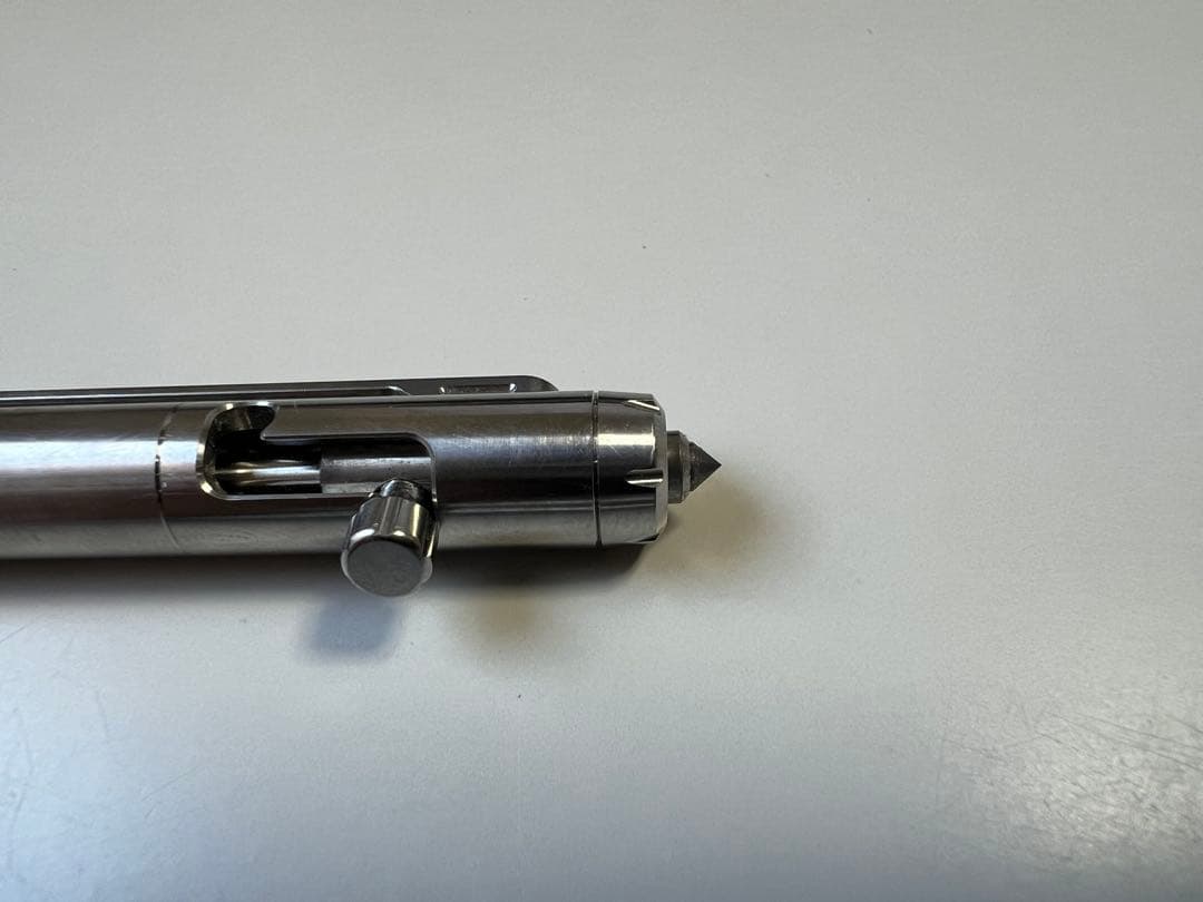 Nitecore NTP30 ボルトアクション タクティカルペン チタン