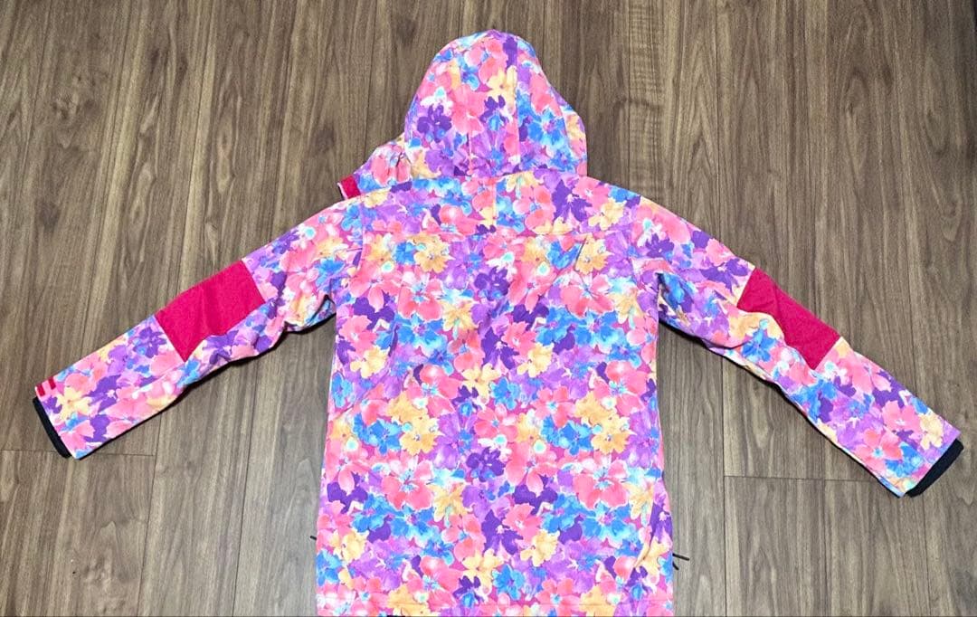 新品　PHENIX フェニックス　レディース スキーウェア２点セット　M