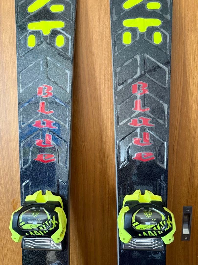 LINE BLADE W ２０−２１モデル 160cm中古 トップシートカスタム