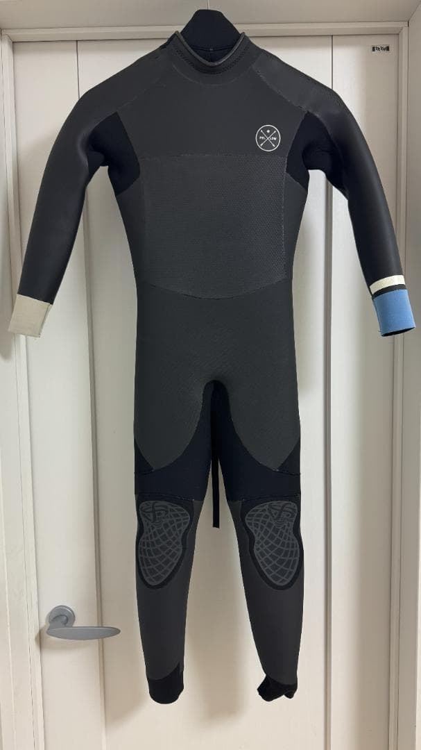 5×3 セミドライ　ウェットスーツ　140サイズ　バックジップ