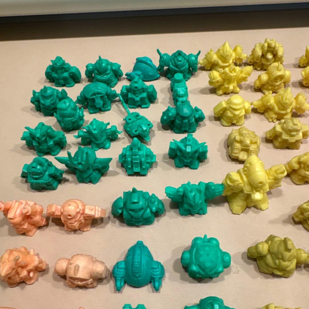 【当時物】ガン消し　まとめセット約140体 と　不揃いパーツたくさん